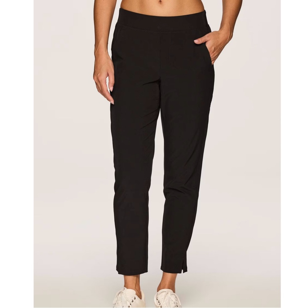 Athleta Black Cropped Pants
